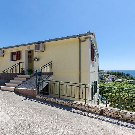 Apartments Bosiljka - By The Sea Севид Экстерьер фото