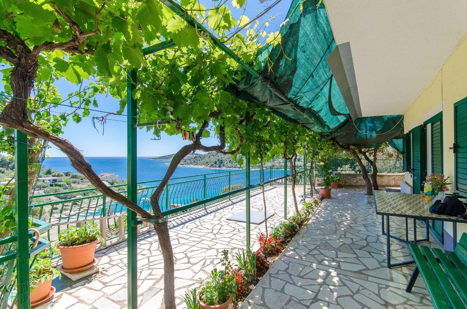 Apartments Bosiljka - By The Sea Севид Экстерьер фото